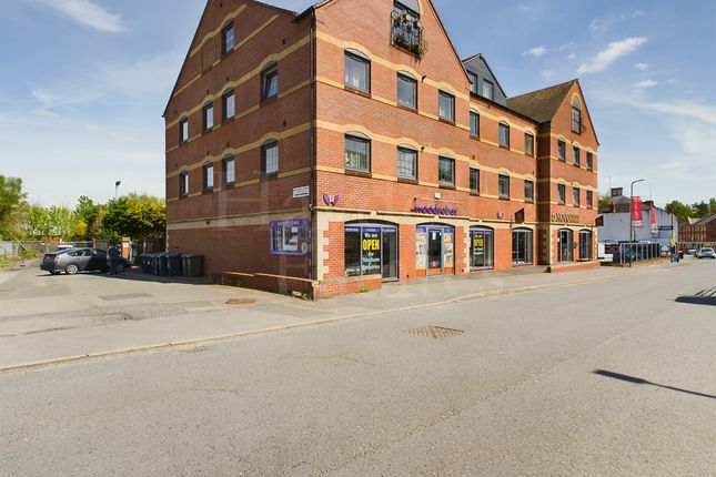 Thumbnail Flat for sale in Millbank Court, Kidderminster