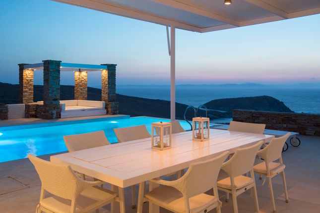 Villa for sale in Armonioso, Kea (Ioulis), Kea - Kythnos, South Aegean, Greece