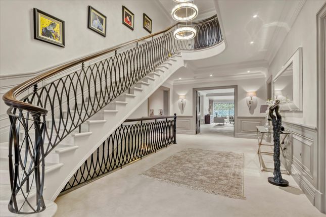 5, Roedean Crescent, London photo 3