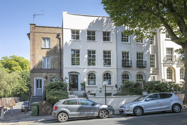 Thumbnail Terraced house for sale in Grove Lane, Camberwell