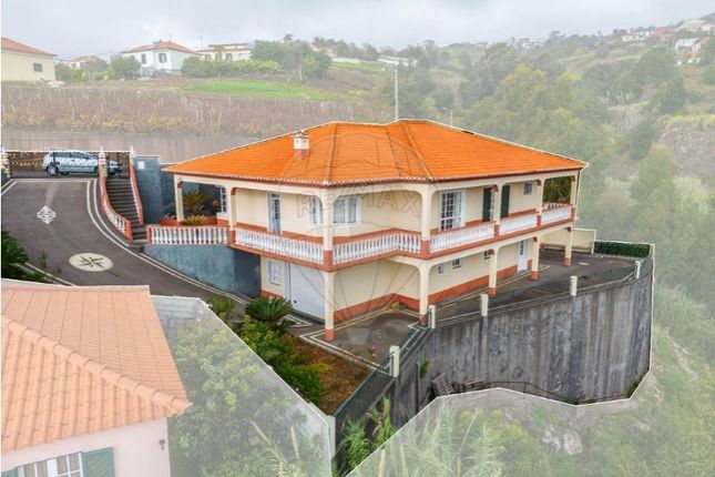 Detached house for sale in Estreito Da Calheta, Calheta (Madeira), Ilha Da Madeira