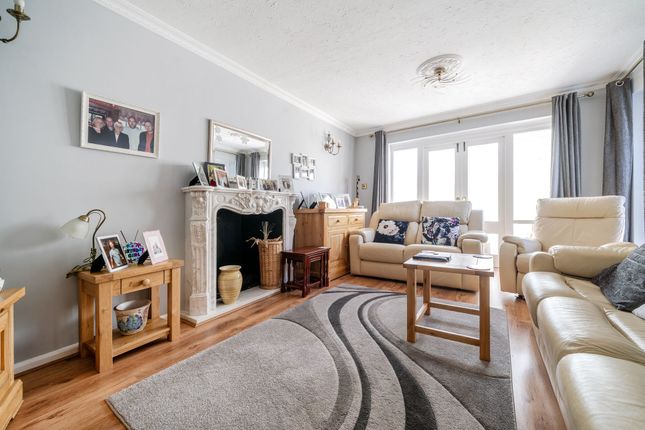 46 Sea Lane, Bognor Regis photo 2