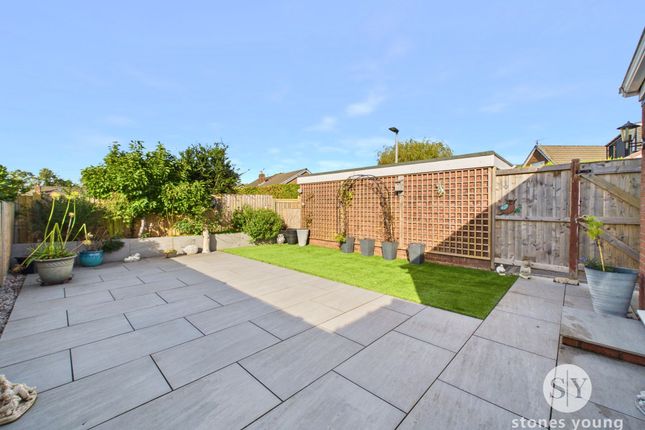 73 The Crescent, Blackburn photo 2