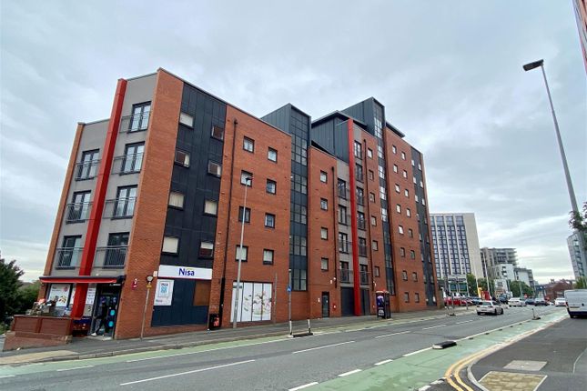 Thumbnail Flat to rent in Delta Point, Blackfriars Road, Salford