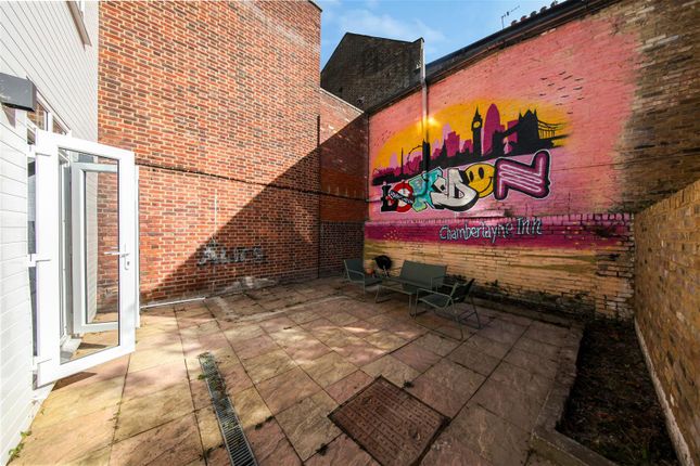 Garden flat, 81B, Chamberlayne Road, Kensal Rise photo 4