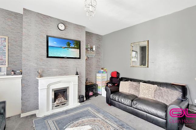 4, Windover Street, Bolton photo 3