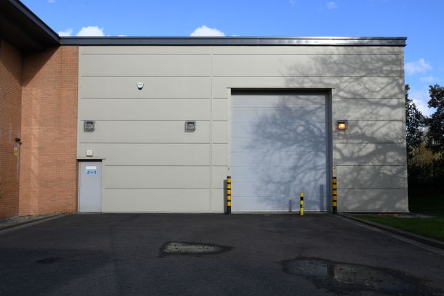 Warehouse to let in Oakwater Avenue, Cheadle