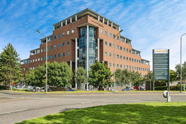 211, Landmark, Waterfront West, Brierley Hill photo 3