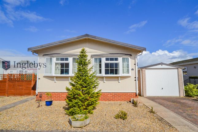 Mobile/park home for sale in Milton Street, Saltburn-By-The-Sea