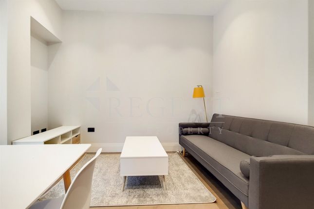 2, Flat 208, Selsdon Way, London photo 3