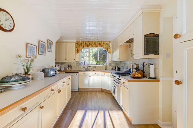 34, West Common Way, Harpenden photo 4