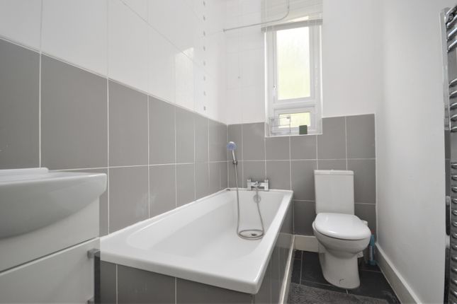 50b, Micheldever Road, Lee photo 4