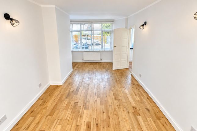 Parkside Avenue, Bexleyheath photo 2