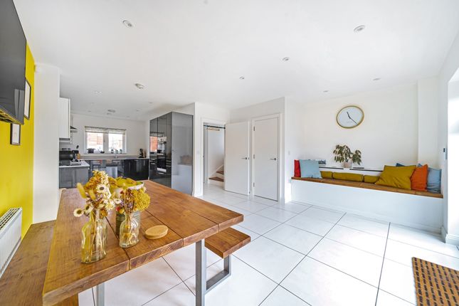 End terrace house to rent in Roman Drive, Winchester