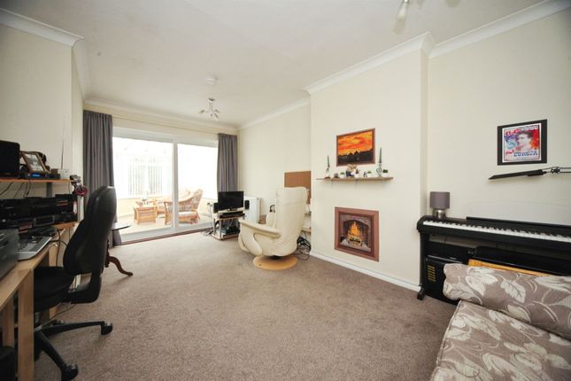40, Onslow Road, Luton photo 4