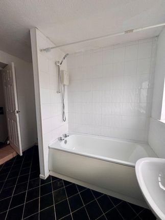 11, Kingsland Terrace, Pontypridd photo 3