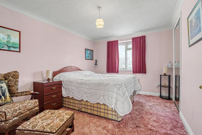30, Foxglove Close, Wyke photo 4