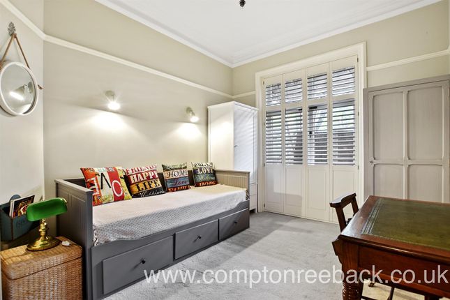 Flat 67 Lauderdale Mansions, Lauderdale Road, London photo 4
