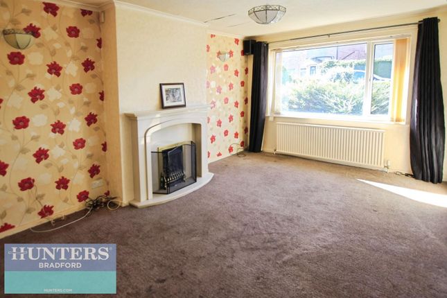 28, Acacia Drive, Bradford photo 4