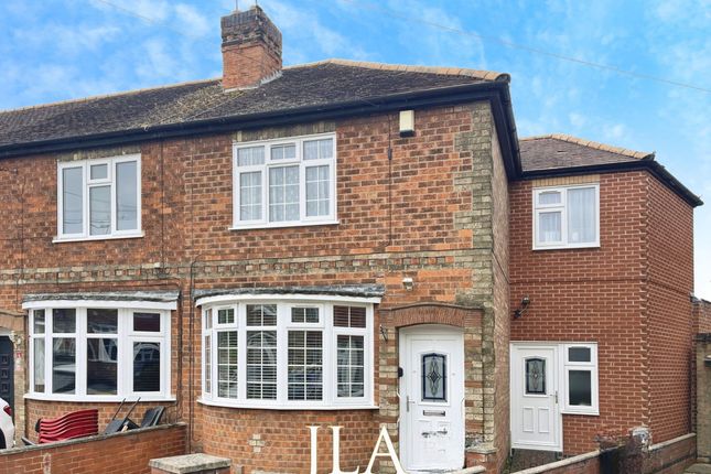 Thumbnail Semi-detached house to rent in The Greenway, Leicester