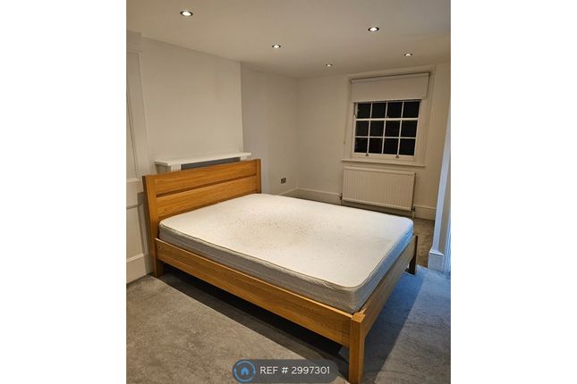 C Parkhurst Road, London, London photo 2