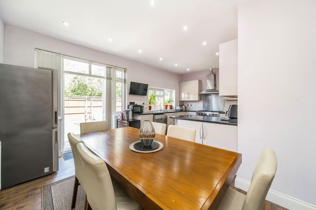 291, Boston Road, London photo 3