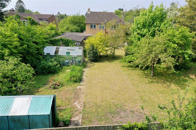 Alta Vista,, Paven Close, Swindon photo 4