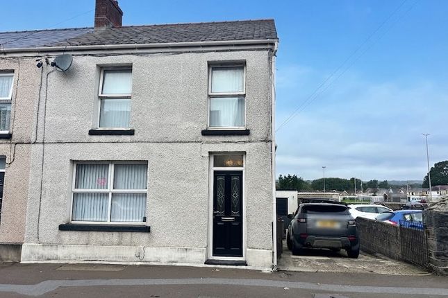 3-bed semi-detached on 67, Wind Street, Ammanford, £195,000