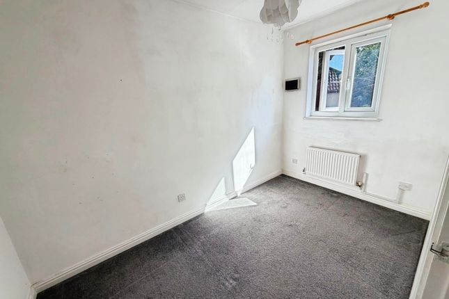 63, Swansea photo 2
