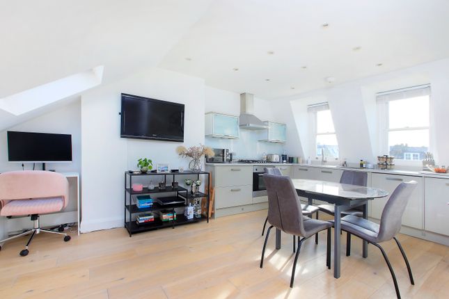 Thumbnail Flat to rent in Franconia Road, Clapham, London