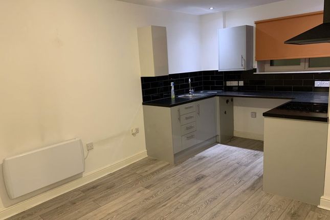 Flat 5, Darwen photo 4