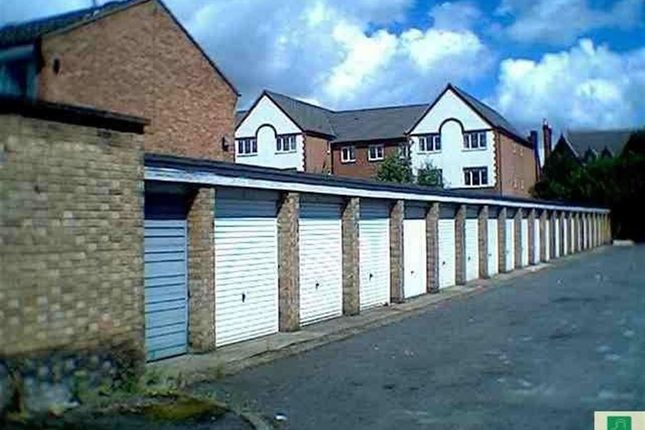 Parking/garage to rent in Cherryleas Drive, Leicester