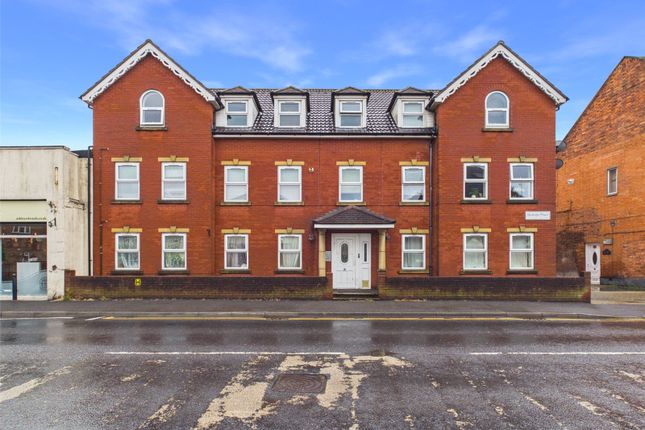 2-bed flat on 10 Bishops Place,, Church Street, Somerset, £70,000