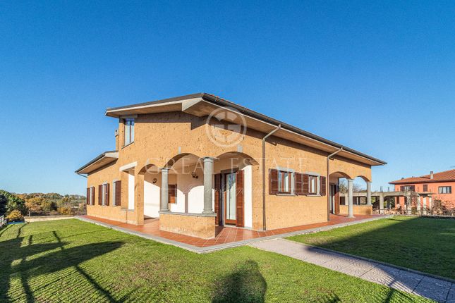 Thumbnail Villa for sale in Lubriano, Viterbo, Lazio