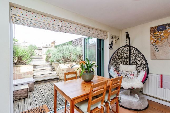 30, Sandon Road, Staffordshire photo 4