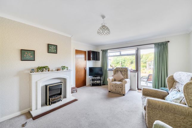 16, Berwick Road, Cheltenham photo 2