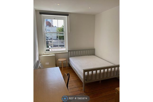Flat to rent in Levita House, London