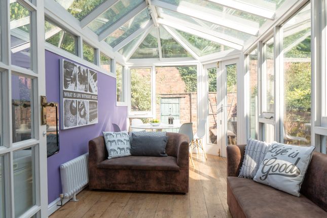 10, The Groves, Cheshire photo 5