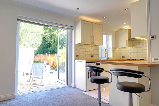3, Brentwood photo 2