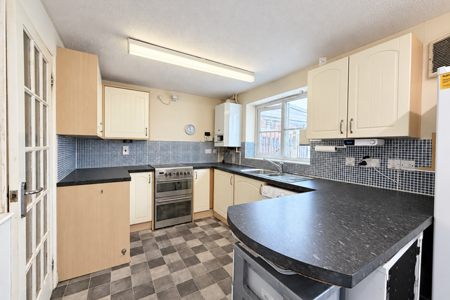 6, Little Plover Close, Minehead photo 3
