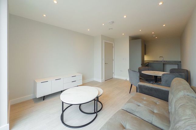 Apartment C604 Regent Plaza, Salford photo 5