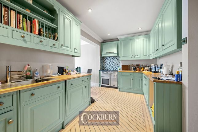 133, Domonic Drive, London photo 4