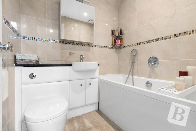 19, Great Stony Park, Essex photo 4