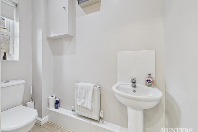 32, Queens Gate, Consett photo 4