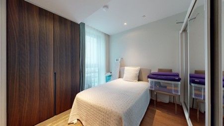Flat for sale in Lillie Square, London