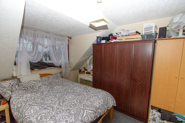 33, Sandpiper Road, Coventry photo 5