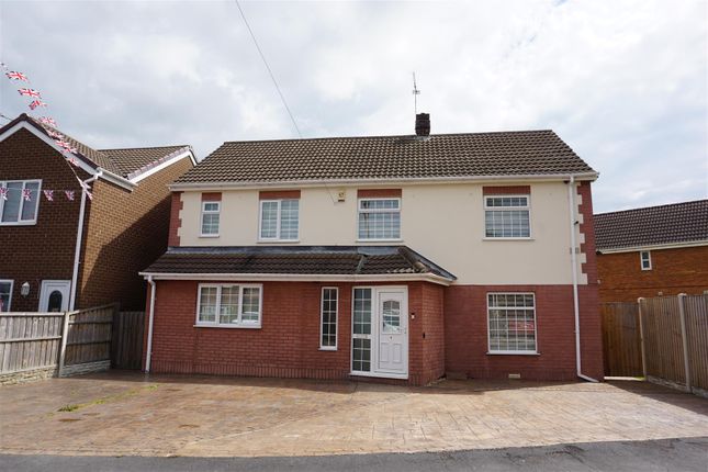 Thumbnail Detached house for sale in Mayfield Crescent, Moss &amp; Askern, Doncaster