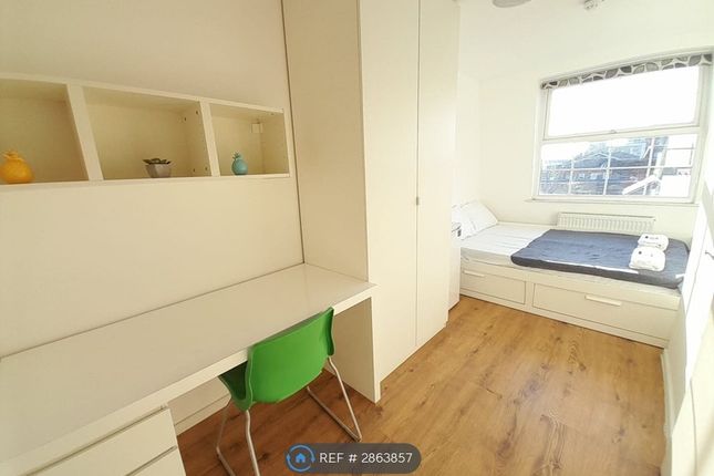 Dralda House, Crendon St, High Wycombe photo 5