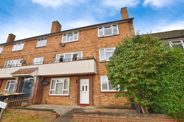 Flat for sale in Barton Road, Bedford