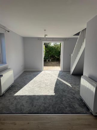 1A Stenagwyns Court, Goverseth Road, St. Austell photo 4